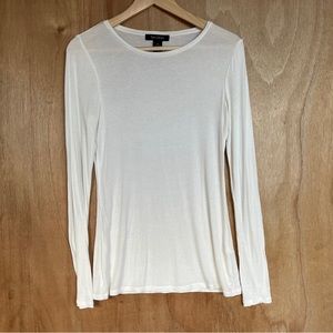 White House Black Market WHBM Long Sleeve Ivory Crewneck Tee T-Shirt XS